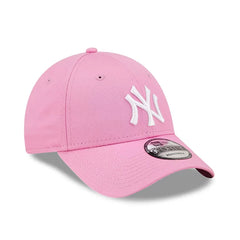 Casquette 9FORTY New York Yankees League Essential Rose