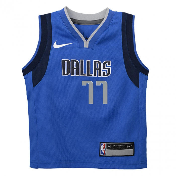 Ensemble Replica Box Set Nike NBA - Luka Doncic